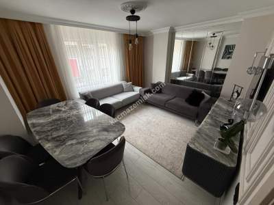 Belediye'ye 200 Metre 2+1 90 M2 2. Kat İçi Yenilenmiş 5