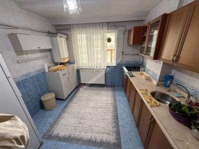 Merkez Mah'da 2+1 115 M2 1. Kat 3 Balkonlu Köşe Cephe 14