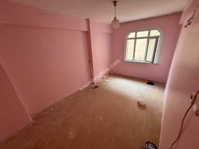 Sarıgöl Mah'da 2+1 90 M2 3. Kat Çift Cepheli Satılık 5