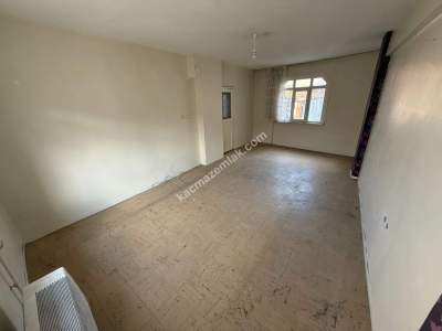 Sarıgöl Mah'da 2+1 90 M2 3. Kat Çift Cepheli Satılık 3