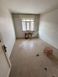 Sarıgöl Mah'da 2+1 90 M2 3. Kat Çift Cepheli Satılık 7