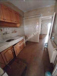 Haznedarda Acil Satılık 3+1 Daire 6