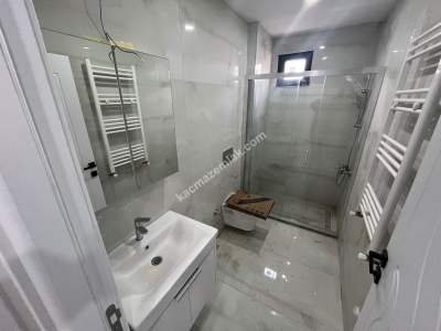 Kadıköy Erenköy'de Sıfır Binada 2+1 85M Arakatta Daire 16