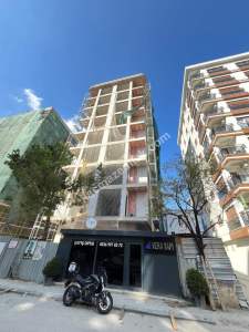 Kadıköy Göztepe'de Merkezi Konumda Geniş 3+1 2