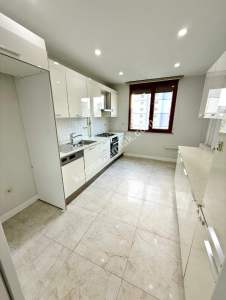 Kadıköy Göztepe'de Marmaraya 3 Dk 8