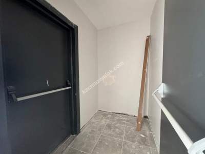 Kadıköy Göztepe Marmaray Yakın Sıfır 105 M² Net 3+1 31