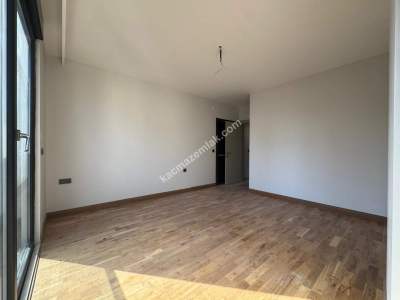 Kadıköy Göztepe Marmaray Yakın Sıfır 105 M² Net 3+1 15