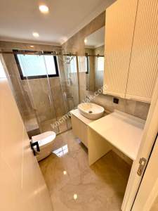 Kadıköy Bağdat Caddesi Deniz Manzaralı Geniş 2+1 13