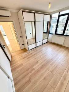 Kadıköy Bağdat Caddesi Deniz Manzaralı Geniş 2+1 9