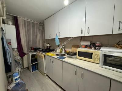 Hasanpaşa Kahkeşan Sokak İçerisinde Yatırımlık 3+1Daire 6