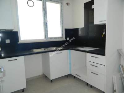 Koşuyolu Marmarayın Hemen Dibinde Sıfır4+2Satılık Daire 2