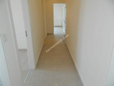 Koşuyolu Marmarayın Hemen Dibinde Sıfır4+2Satılık Daire 13