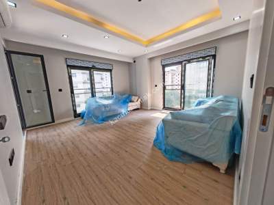 Kozyatağında Sıfır Bina 3+1 Balkonlu Otoparklı Satılık 5