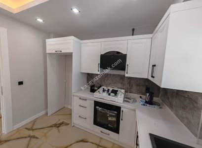 Kadıköy Kozyatağın'da Sıfır Bina 3+1 Balkonlu Otoparkl 8