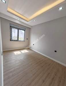 Kadıköy Kozyatağın'da Sıfır Bina 3+1 Balkonlu Otoparkl 15