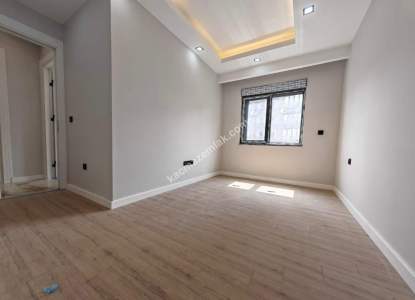 Kadıköy Kozyatağın'da Sıfır Bina 3+1 Balkonlu Otoparkl 20