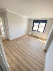 Göztepe'den Harika Lokasyonda Sıfır Binada Geniş 3+1 16