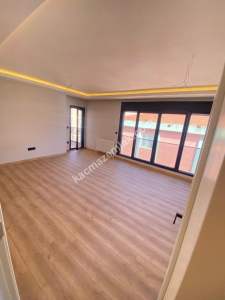 Göztepe'den Harika Lokasyonda Sıfır Binada Geniş 3+1 9