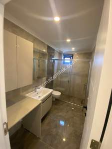 Göztepe'den Harika Lokasyonda Sıfır Binada Geniş 3+1 22