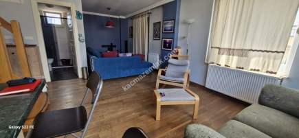 Kadıköy Merdivenköy'de İskanlı Teraslı Dublex 9