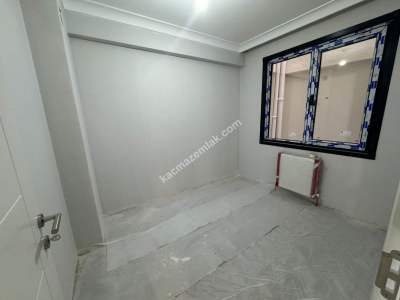 Kadıköy Merkezde, Sıfır Binada, 2. Kat, Önü Açık, 2