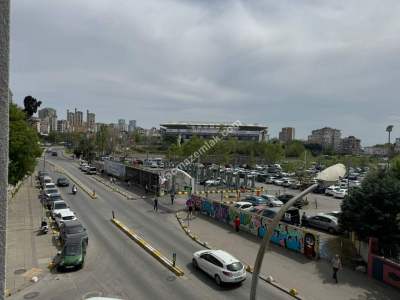 Kadıköy Merkezde, Sıfır Binada, 2. Kat, Önü Açık, 12