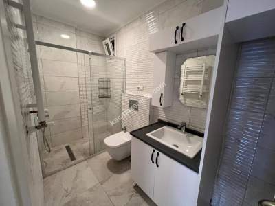 Kadıköy Sahrayıcedit Atatürk Cad. 6 Yıllık 125 M2 3+1 17