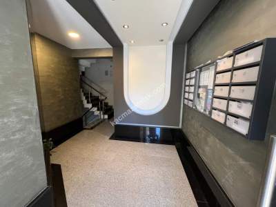 Kadıköy Sahrayıcedit Atatürk Cad. 6 Yıllık 125 M2 3+1 21