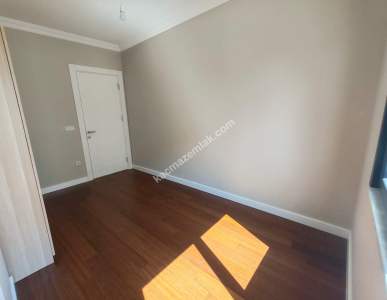 Kadıköy Suadiye'de 3+1 Balkonlu 102 Net 1 Yaşında Dair 13