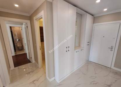 Kadıköy Suadiye'de 3+1 Balkonlu 102 Net 1 Yaşında Dair 32