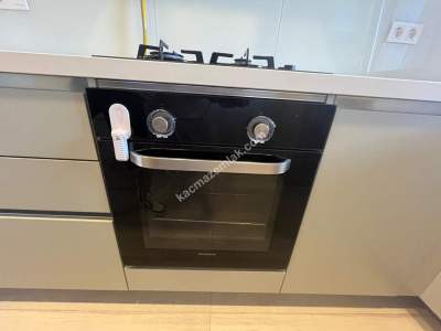 Kadıköy Suadiye'de Merkezi Konumda 3+1 Satılık Daire 10