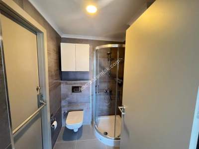 Kadıköy Suadiye'de Merkezi Konumda 3+1 Satılık Daire 16