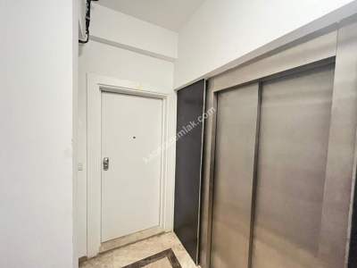 Kadıköy Suadiye'de Merkezi Konumda 3+1 Satılık Daire 21