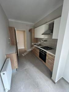 Kadıköy Suadiye, Feride Geçit Yakını 3+1 135 M2 Fırsatt 2