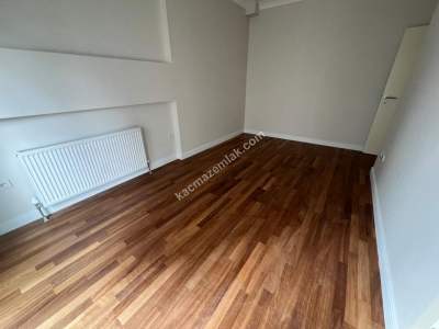 Kadıköy Suadiye, Feride Geçit Yakını 3+1 135 M2 Fırsatt 14