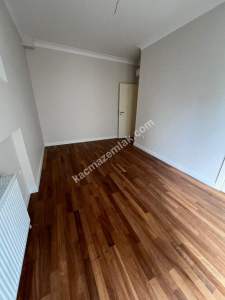 Kadıköy Suadiye, Feride Geçit Yakını 3+1 135 M2 Fırsatt 9