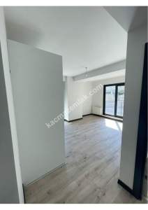 Mari Vadi Evlerinde Satılık 2+1 Balkonlu Sıfır Daire -K 3