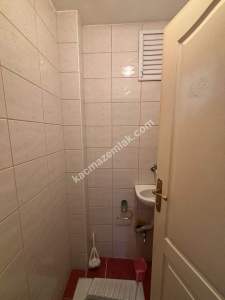 Kartal Cevizlide Caddeye Paralel Oldukça Geniş Satılık 16