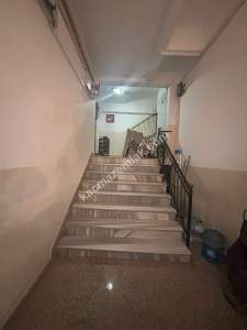 Kartal Cevizlide Caddeye Paralel Oldukça Geniş Satılık 18