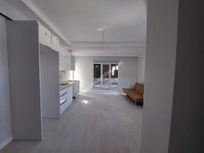 Merkezi Konumda Kullanışlı, Yüksek Giriş , Satılık 2+1 12