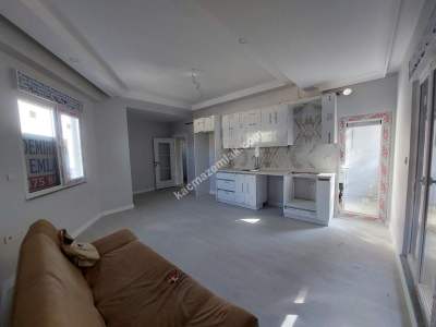 Merkezi Konumda Kullanışlı, Yüksek Giriş , Satılık 2+1 11