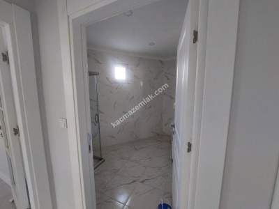 Merkezi Konumda Kullanışlı, Yüksek Giriş , Satılık 2+1 15