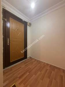 Kartal Petroliş Çanakkale Caddesine Paralel Satılık 2+1 15