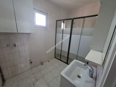 Kartal Topselvi'de Oldukça Geniş Kullanışlı Satılık 3+ 14