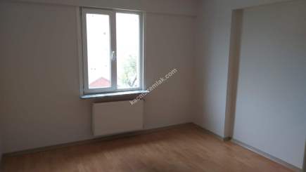 Kartal Uğurmumcu'da Site İçinde Çok Geniş Satılık 2+1 6