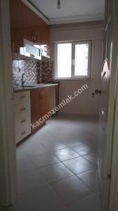 Kartal Uğurmumcu'da Site İçinde Çok Geniş Satılık 2+1 3