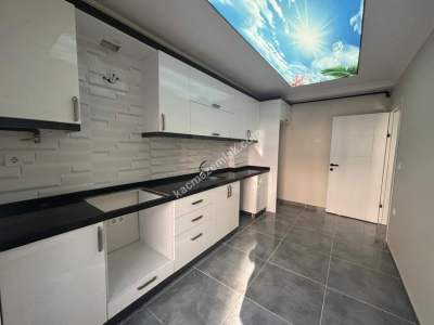 Kartal Yunus'ta Sıfır İçi Boş Şahane Geniş Satılık 3+1 8