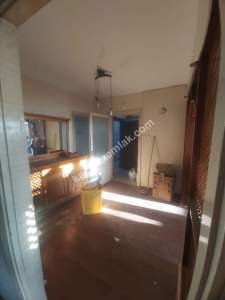 Küçükçekmece Metrobüs Dibinde Ucuz Satılık Daire 26