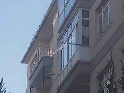 Küçükçekmece Metrobüs Dibinde Ucuz Satılık Daire 4