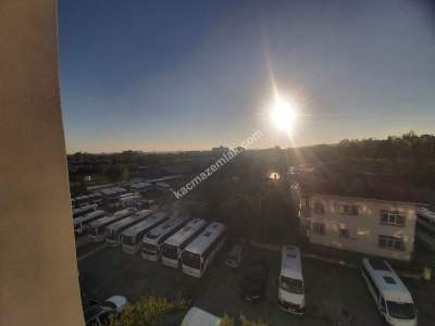 Küçükçekmece Metrobüs Dibinde Ucuz Satılık Daire 15